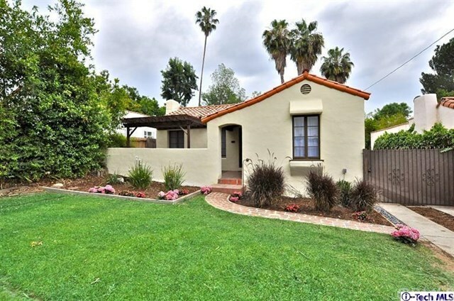 Property Photo:  2076 El Molino Avenue  CA 91001 