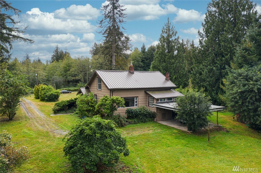 Property Photo:  311 156th St NE  WA 98223 