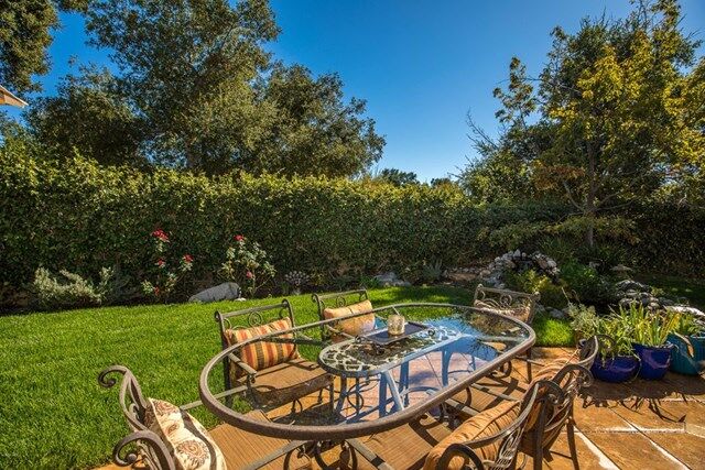 Property Photo:  300 Medea Creek Lane  CA 91377 