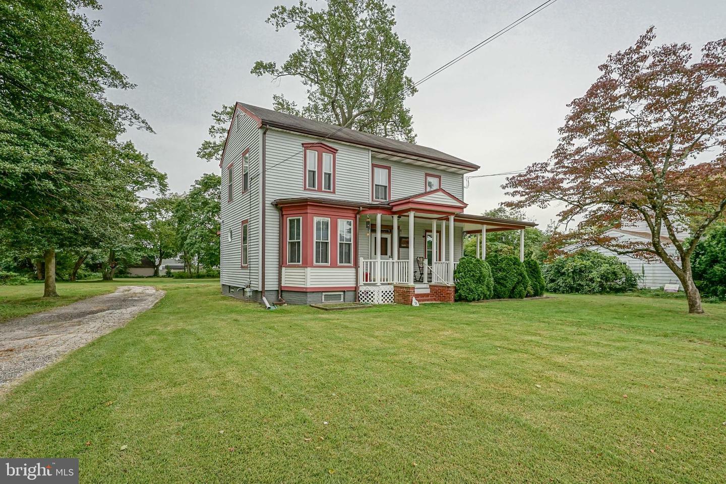 Property Photo:  18 E Taunton Avenue  NJ 08009 