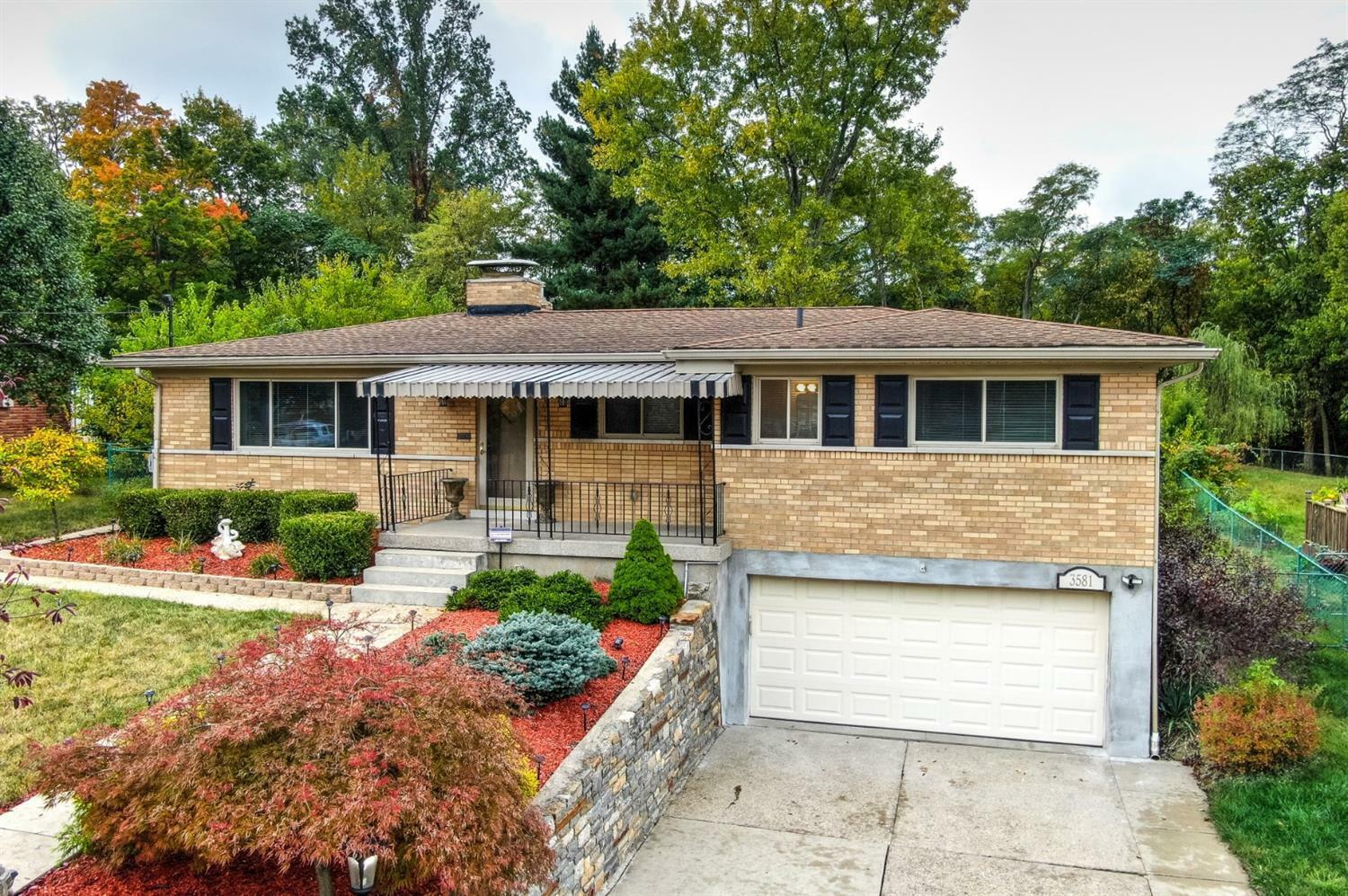 Property Photo: 3581 Gailynn Dr OH 45211
