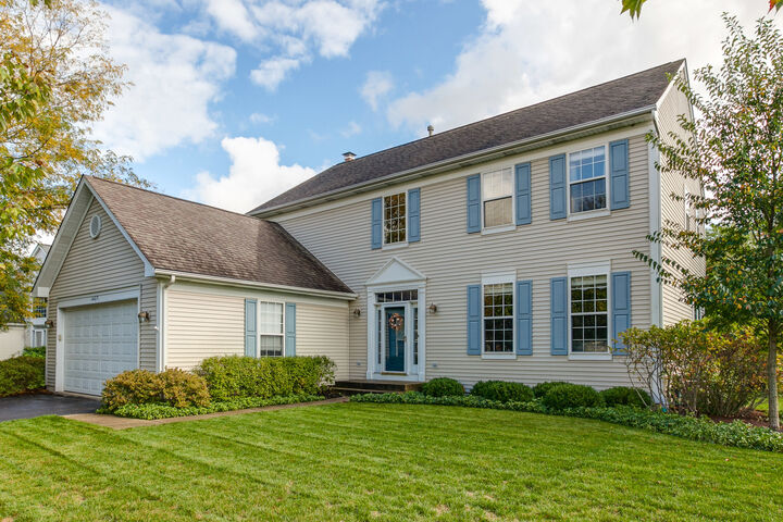 14071 Maplewood Court  Libertyville IL 60048 photo