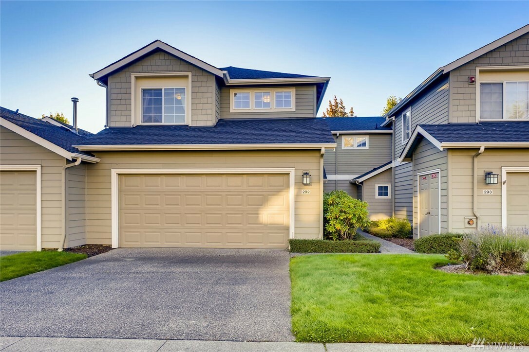 Property Photo: 1430 W Casino Rd 292 WA 98204