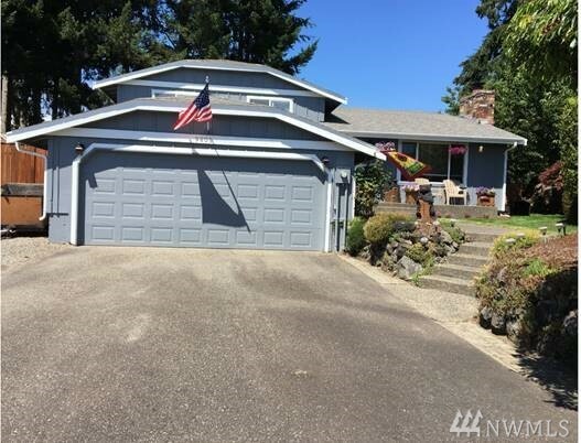 Property Photo:  9805 59th St Ct W  WA 98467 