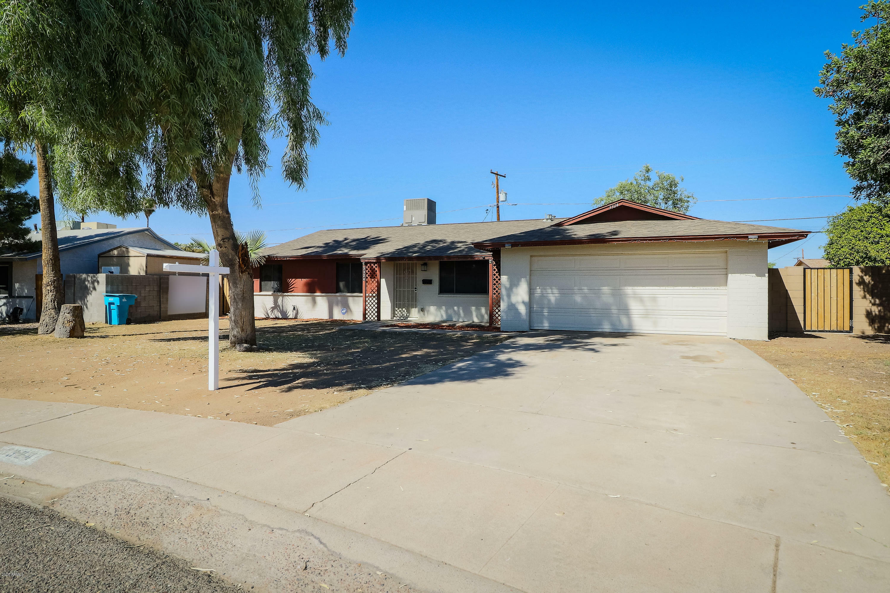 Property Photo:  3324 W Seldon Lane  AZ 85051 