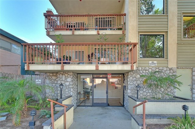 Property Photo:  3516 E Ransom Street 103  CA 90804 