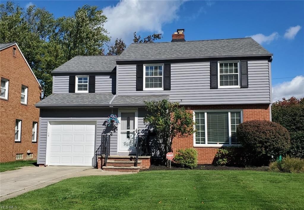 Property Photo:  4947 Oakland Drive  OH 44124 