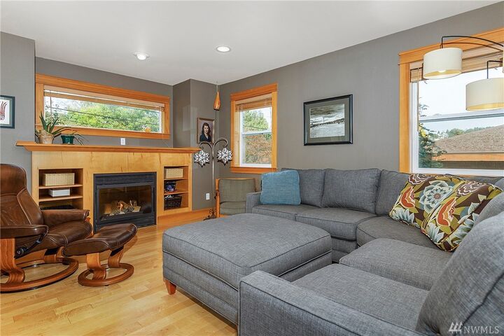 Property Photo: 833 NW 62nd St WA 98107