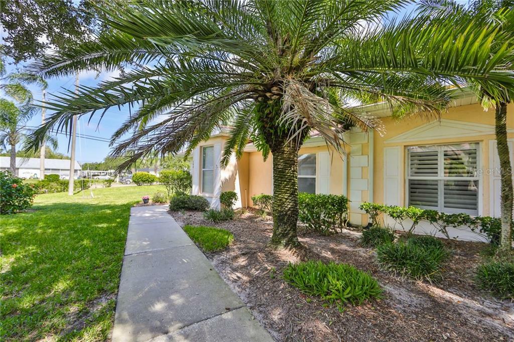 Property Photo:  130 Knollpoint Drive  FL 33573 