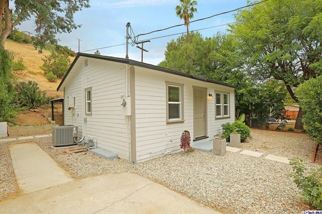 Property Photo:  1327 El Paso Drive  CA 90065 