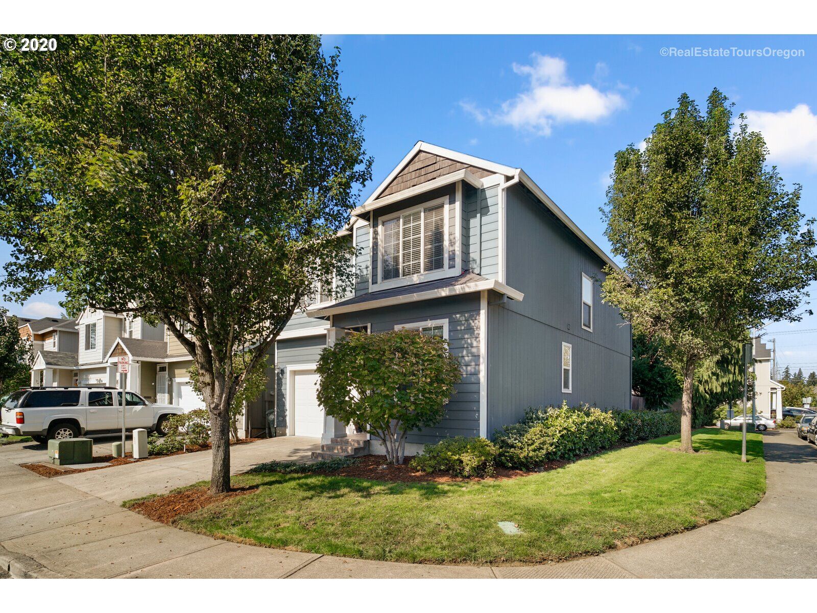 Property Photo:  4297 SE Russell St  OR 97123 