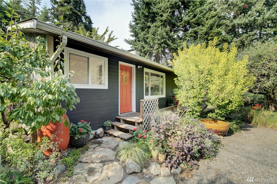 Property Photo:  19904 74th Place W  WA 98036 