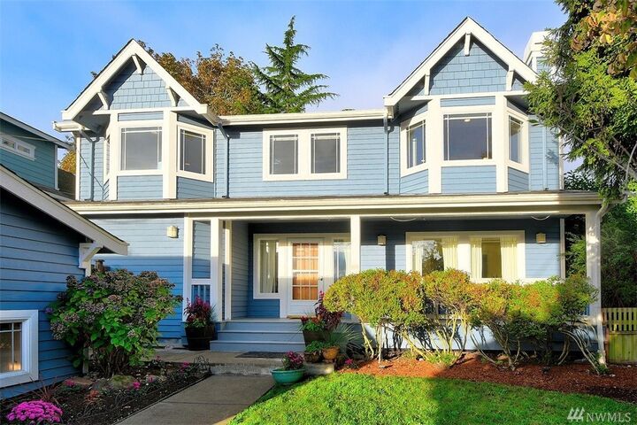 3707 40th Ave SW  Seattle WA 98116 photo