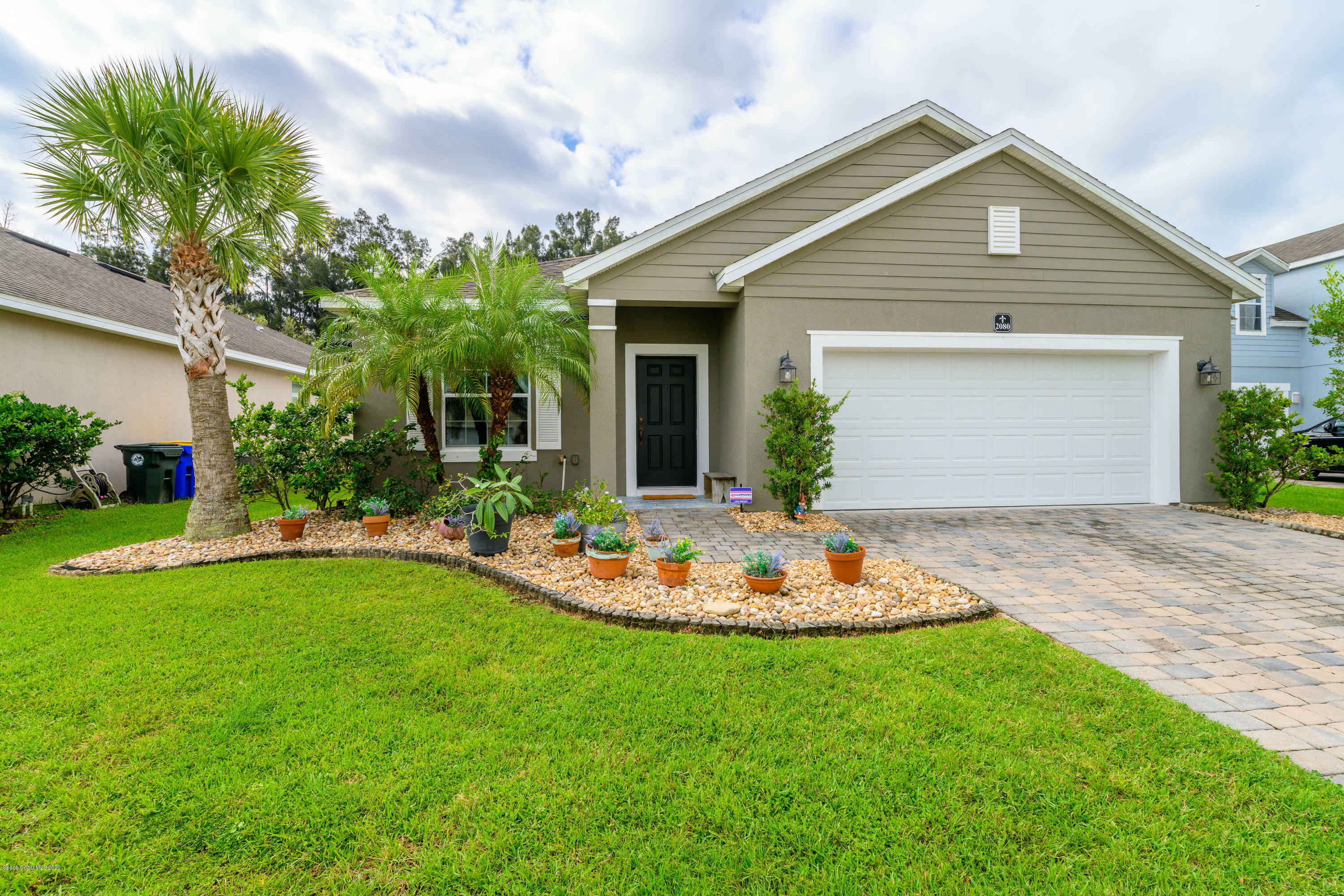 Property Photo:  2080 Bridgeport Circle  FL 32955 