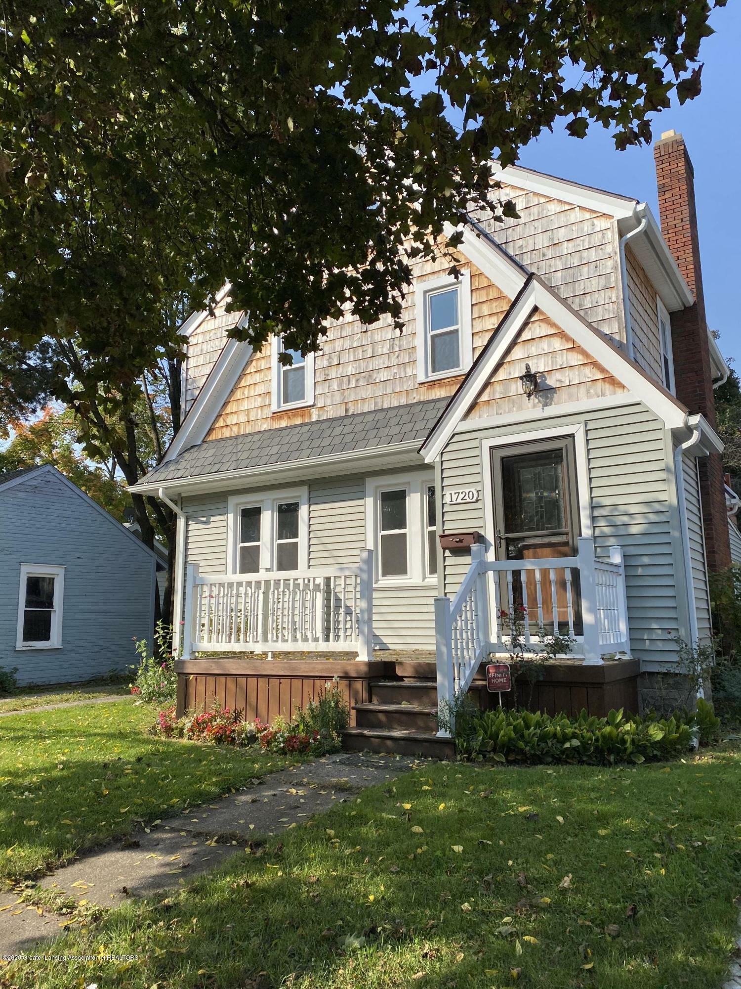 Property Photo:  1720 Delevan Avenue  MI 48910 