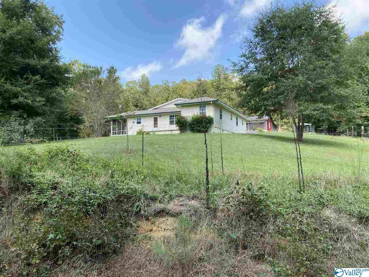 Property Photo:  721 Hollingsworth Drive  AL 35905 