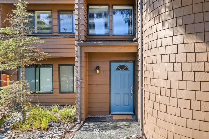 Property Photo: 11414 NE 128th Street 77 WA 98034