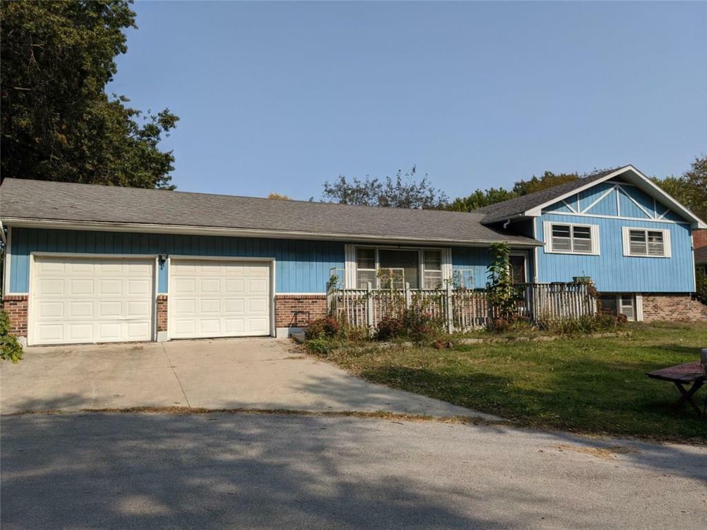 Property Photo:  1703 E 4th Street  MO 64683 