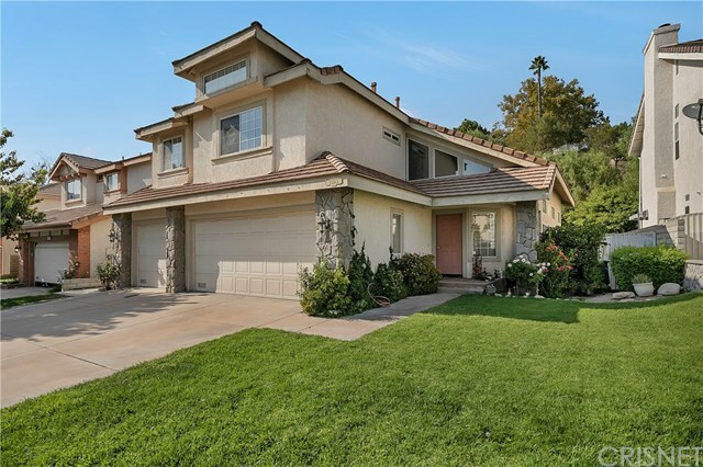 Property Photo:  25613 Wolfe Circle  CA 91381 