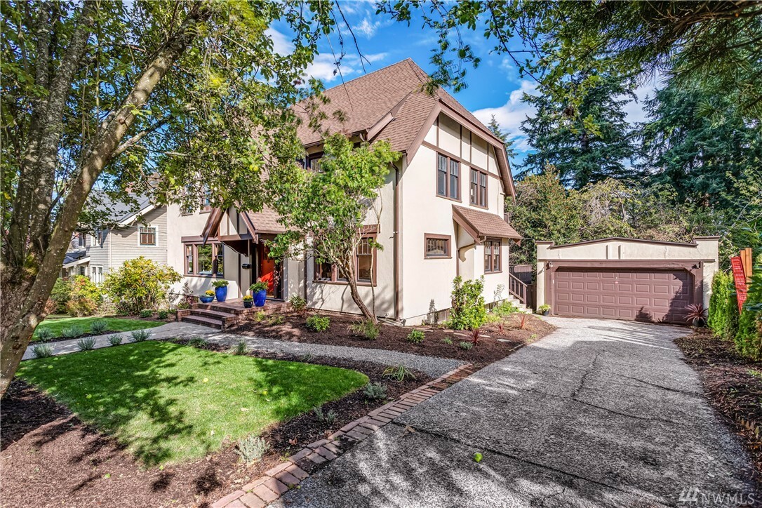 Property Photo:  15 N Orchard Rd  WA 98406 