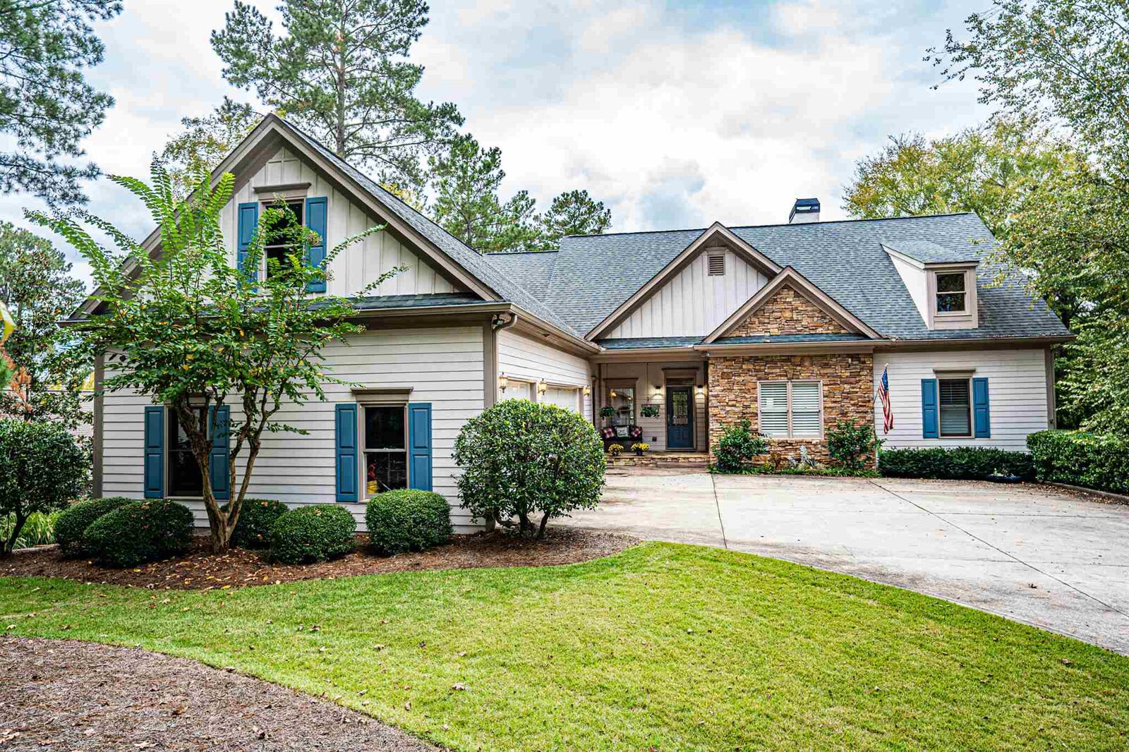 Property Photo: 1030 Olympic Ct GA 30642