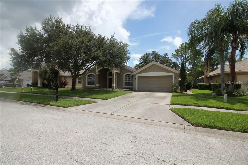 Property Photo:  4762 Stoneview Circle  FL 34677 