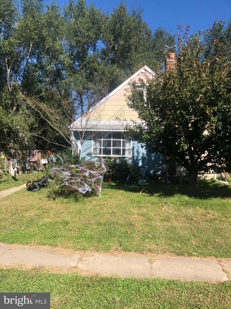 Property Photo:  14 Joans Lane  NJ 08009 
