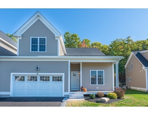 Property Photo: 10 Lilac Cir B MA 01450