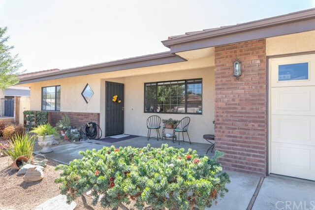 Property Photo:  733 Chardonnay Place  CA 92544 