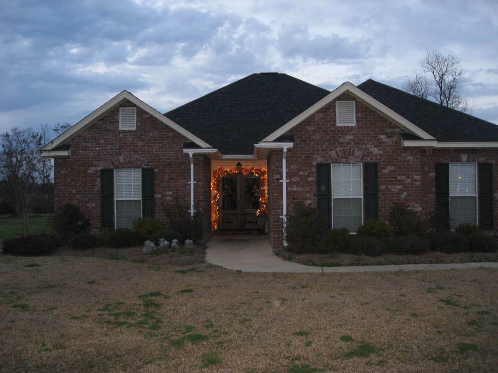 Property Photo:  57 Lakeland Cir.  MS 39465 