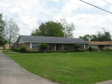 Property Photo:  7 Lakewood Dr.  MS 39402 