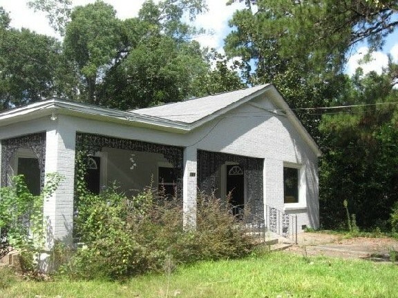 Property Photo:  104 Park Ave.  MS 39401 