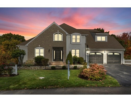 Property Photo: 85 Weyland Cir MA 01845
