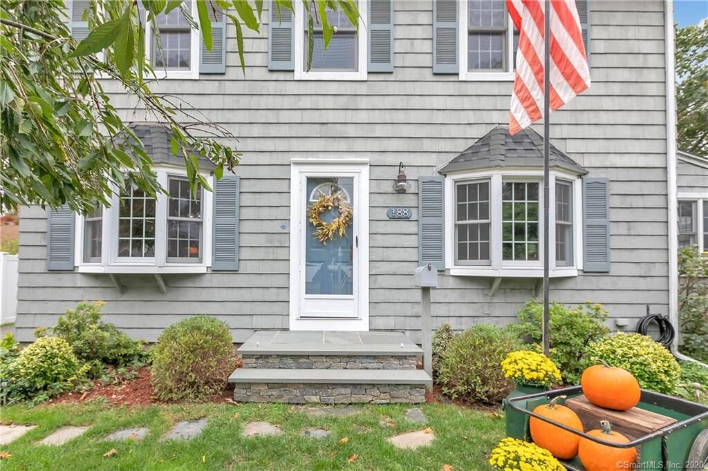Property Photo:  188 Eastern Parkway  CT 06460 