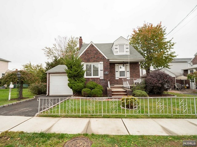 Property Photo:  409 Chase Avenue  NJ 07071 