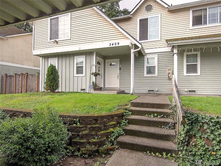 Property Photo:  3409 156th St SW B  WA 98087 
