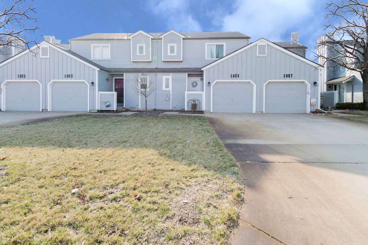 Property Photo: 1035 N Lakewind St KS 67212