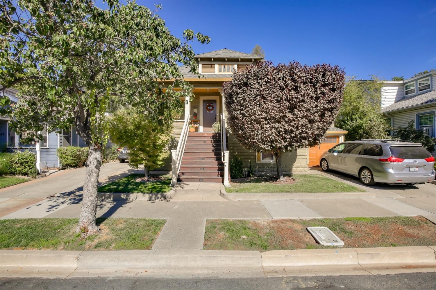 Property Photo:  2659 Portola Way  CA 95818 