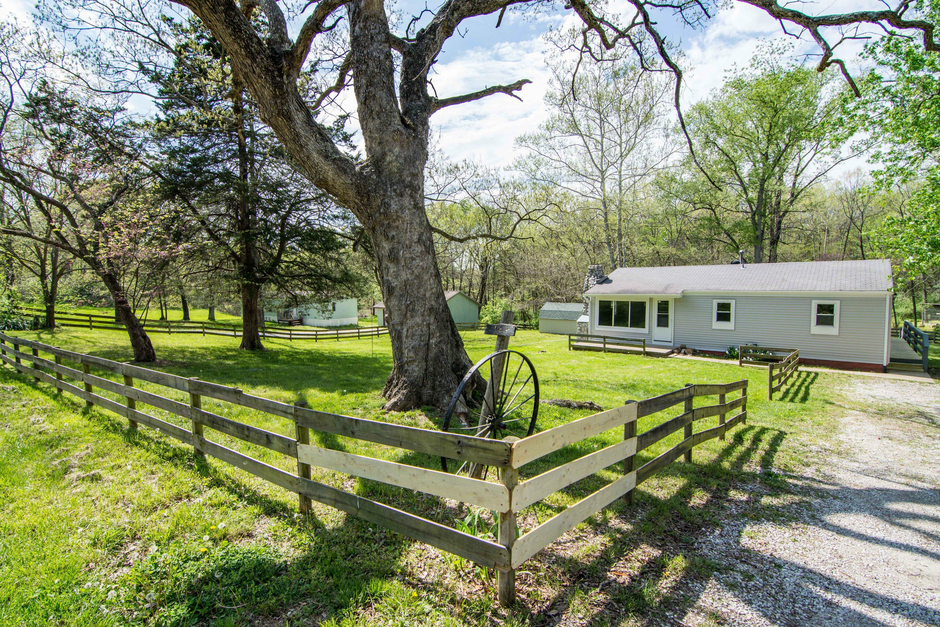 Property Photo:  4871 N Hwy Pp  MO 65202 