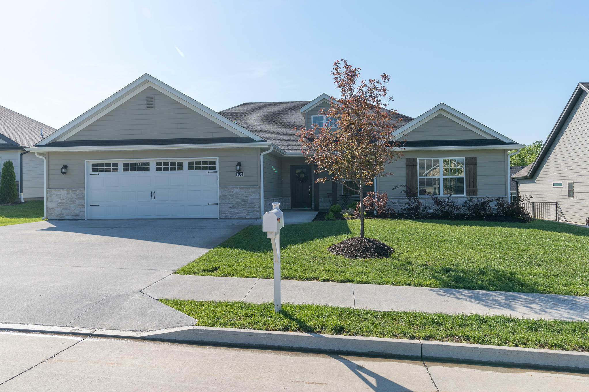 Property Photo: 900 Rutland Dr MO 65203
