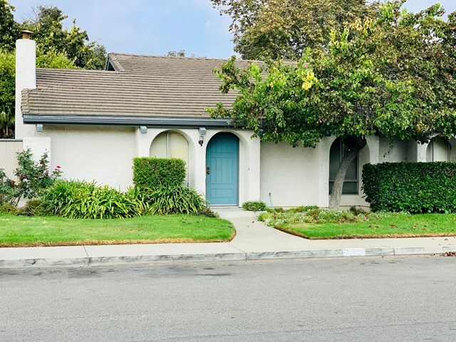 Property Photo:  601 Holly Avenue  CA 93036 