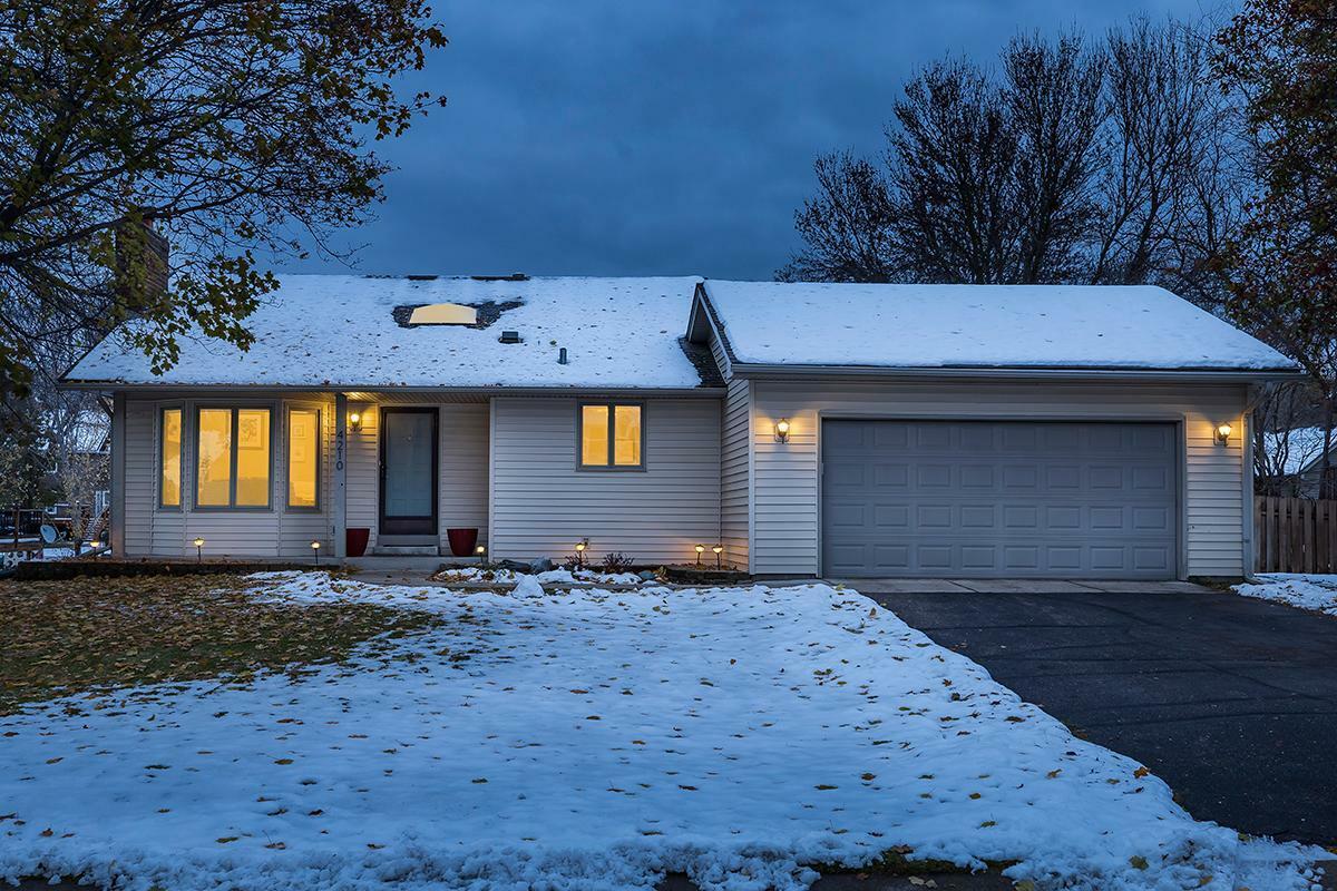 Property Photo: 4210 Cottonwood Lane N MN 55441