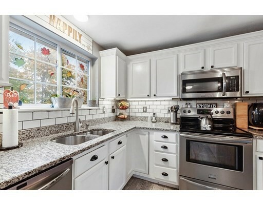 Property Photo:  29 Clearview Ave  MA 01420 