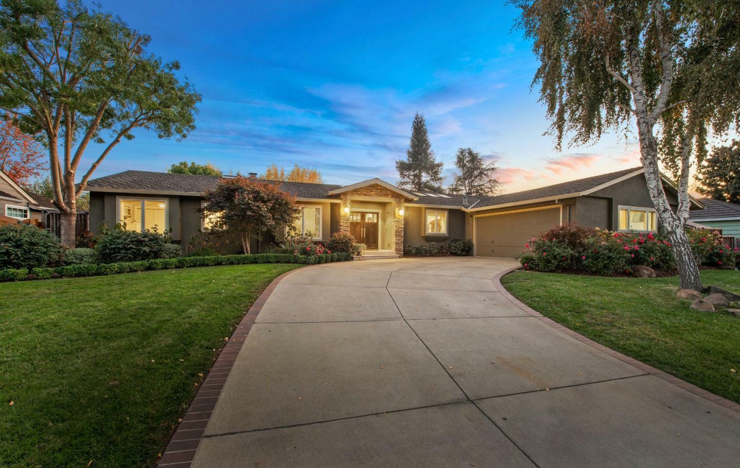 Property Photo: 1208 Chateau Drive CA 95120