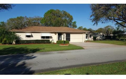 Property Photo:  405 S Heron Street  FL 33870 