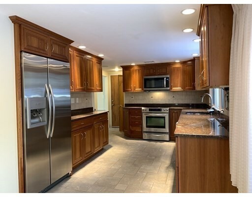 Property Photo: 109 Sudbury St MA 01752