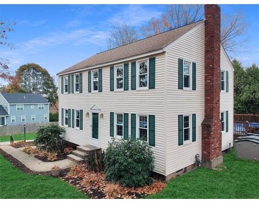 Property Photo:  16 Great Oak St  MA 01845 