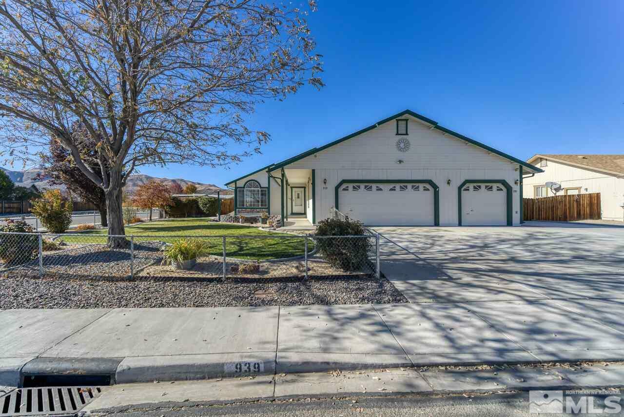 Property Photo:  939 Red Falcon Way  NV 89441 