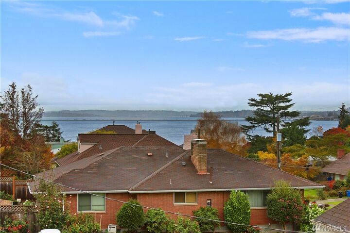 Property Photo: 4207 49th Ave S WA 98118