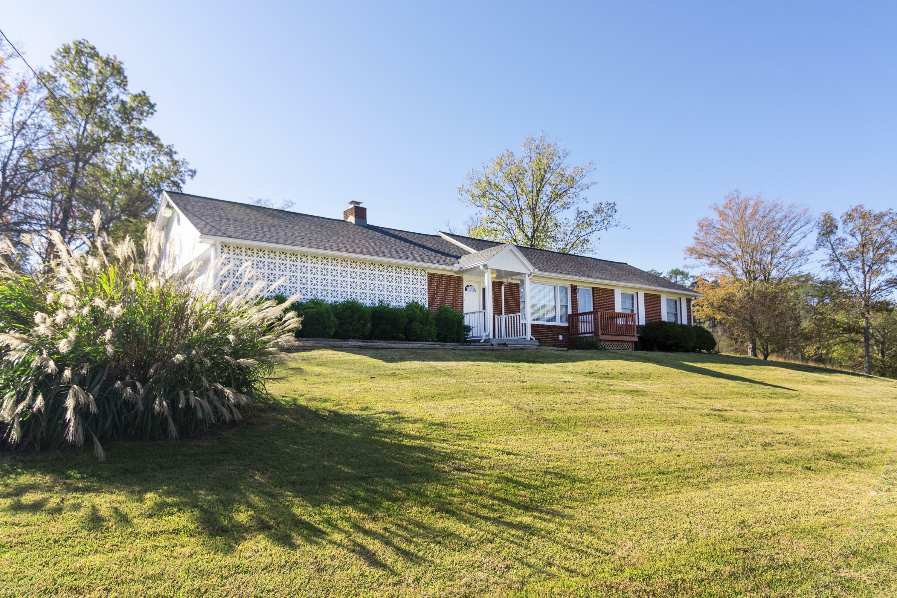 Property Photo:  9239 Loyston Pike  TN 37938 